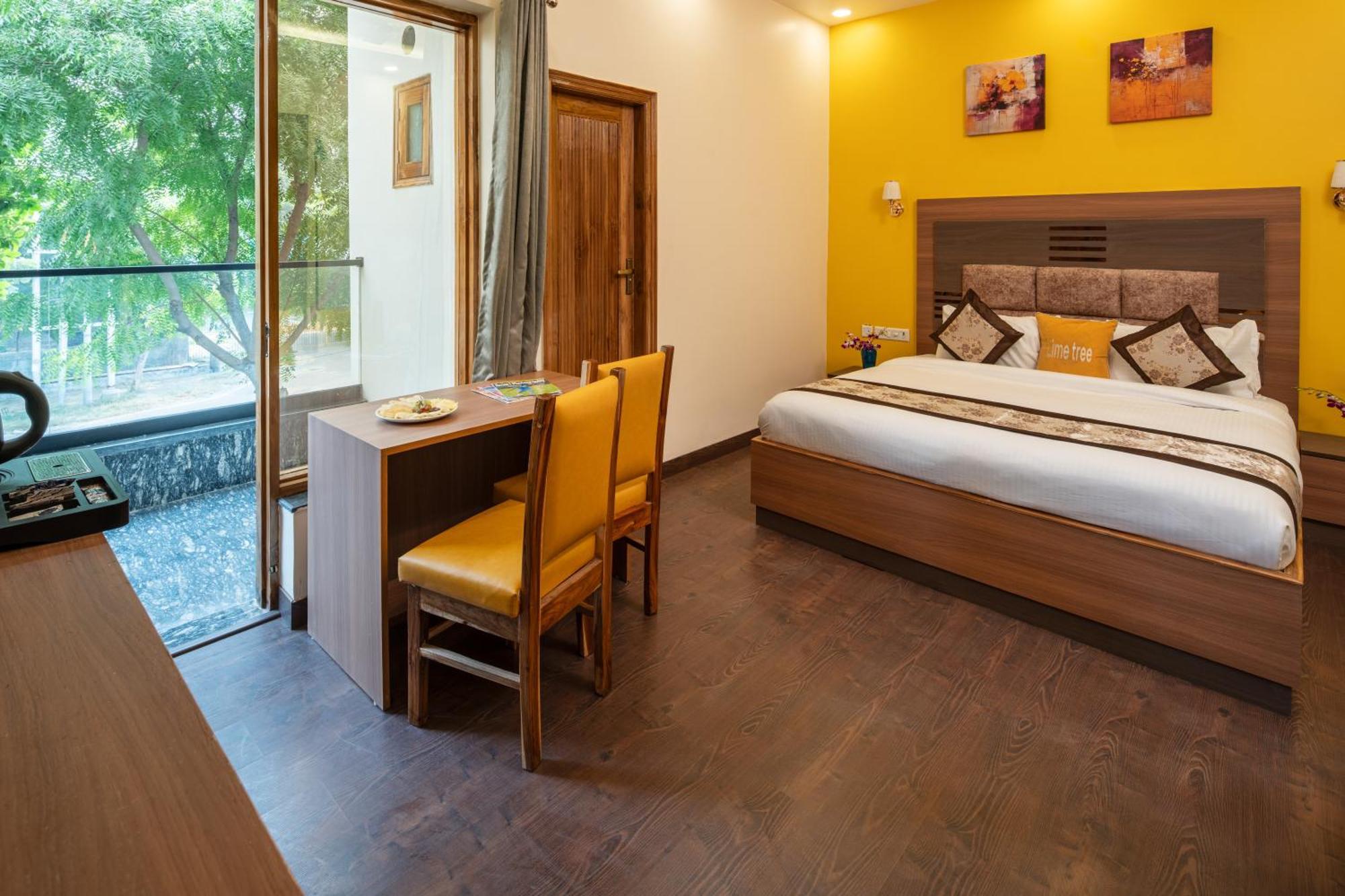 Lime Tree Hotel & One Bhk Serviced Apartment Noida - Sector 50 Metro Exterior photo