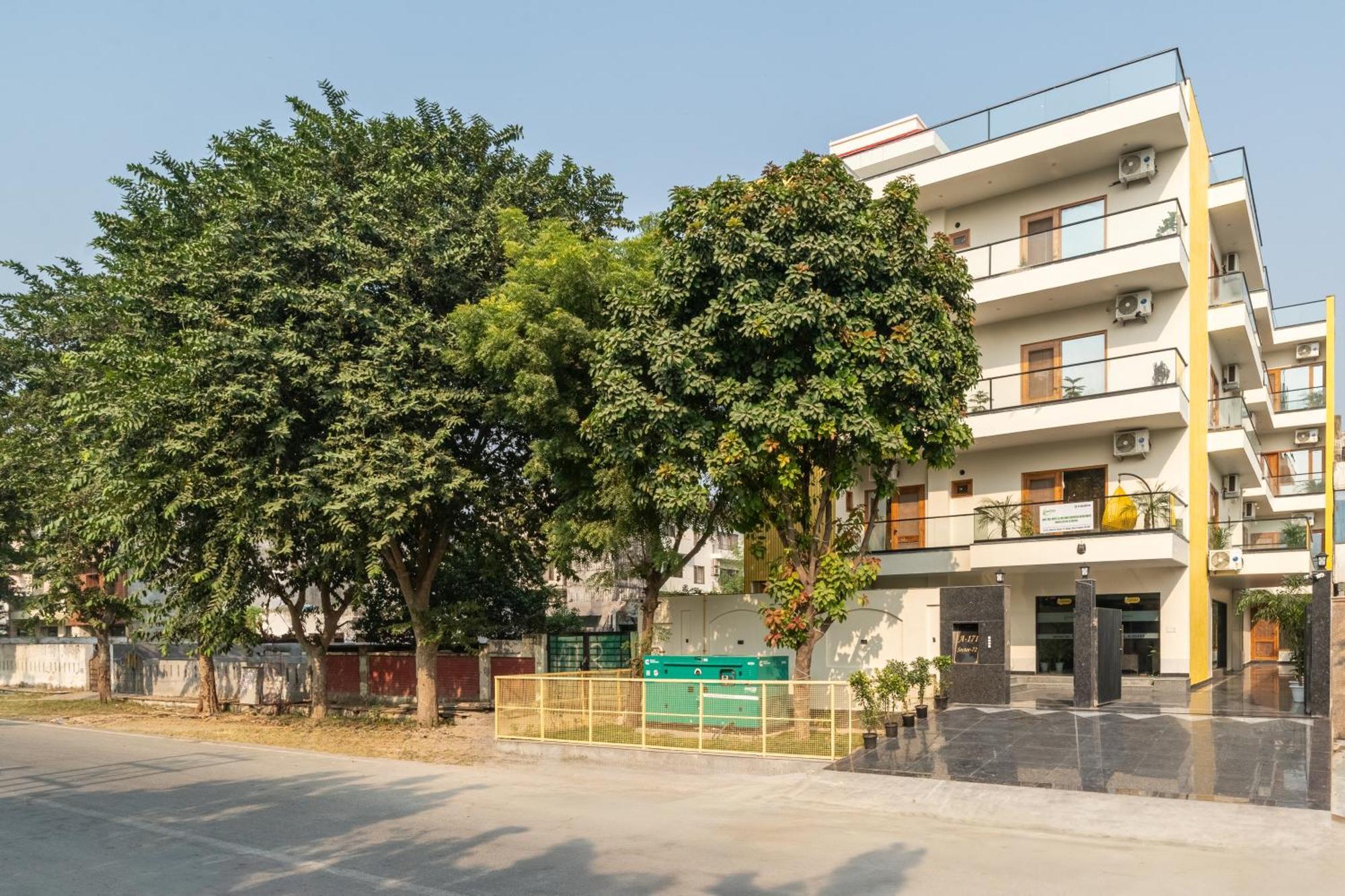 Lime Tree Hotel & One Bhk Serviced Apartment Noida - Sector 50 Metro Exterior photo