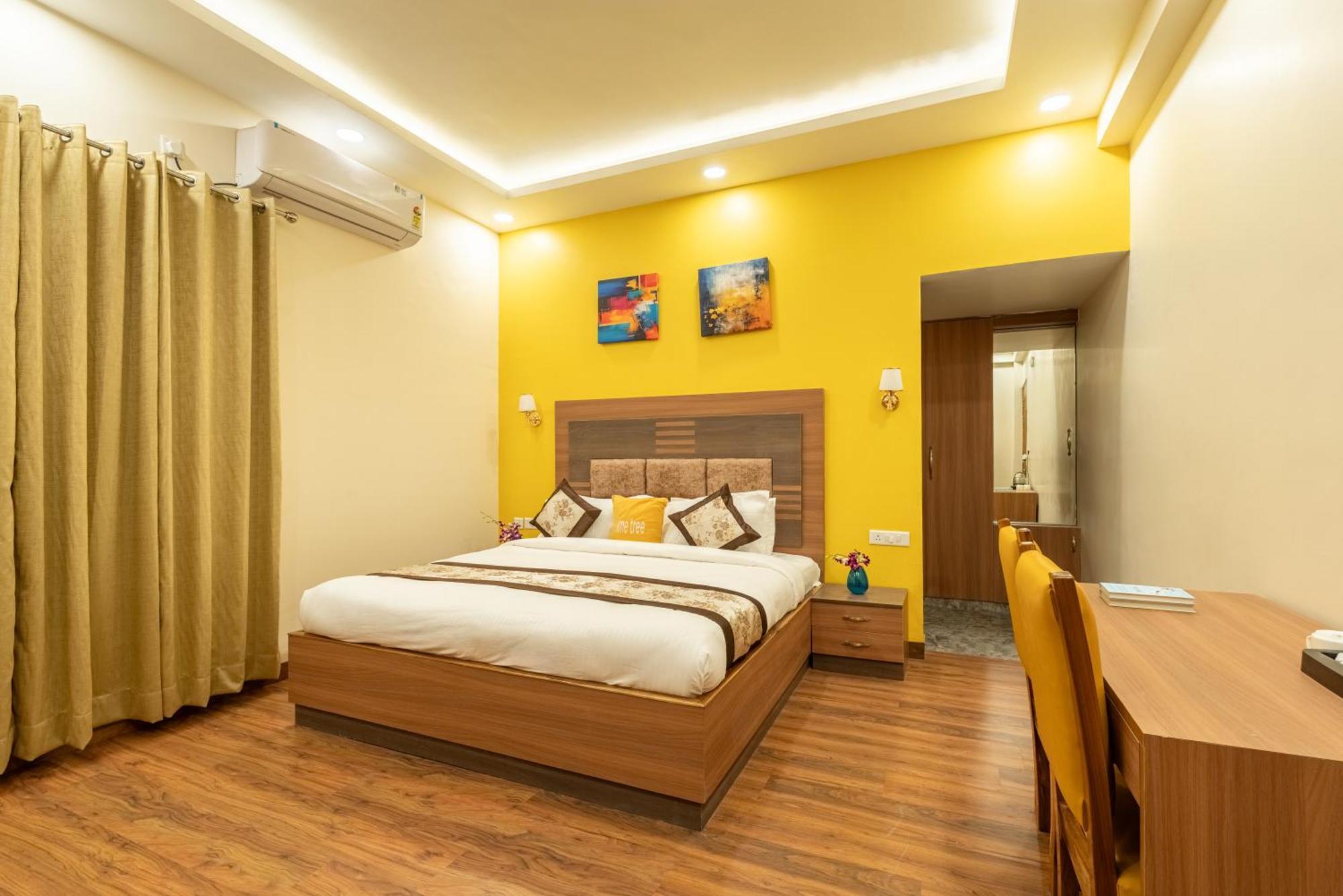 Lime Tree Hotel & One Bhk Serviced Apartment Noida - Sector 50 Metro Exterior photo