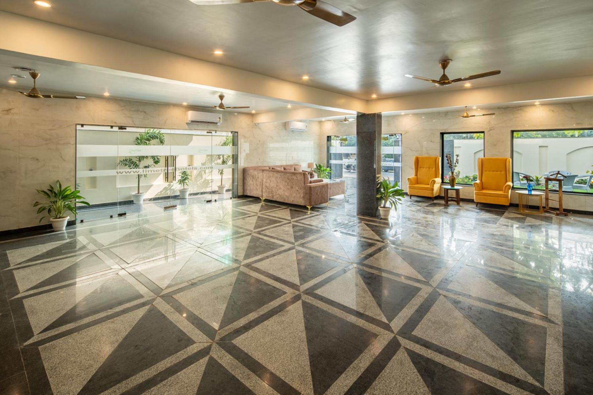 Lime Tree Hotel & One Bhk Serviced Apartment Noida - Sector 50 Metro Exterior photo